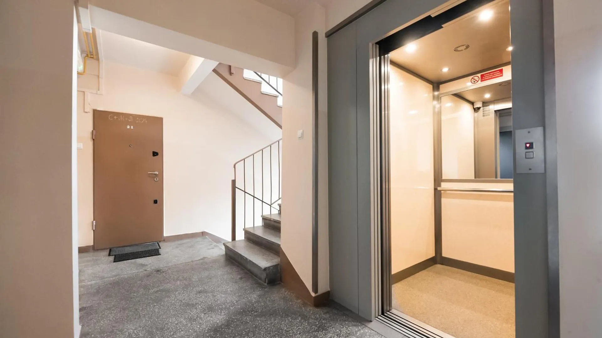 Metro Targowek Comfy Apartment Warsaw Poland