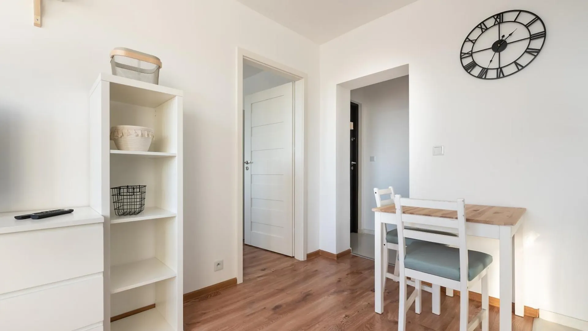 Metro Targowek Comfy Apartment Warsaw Poland