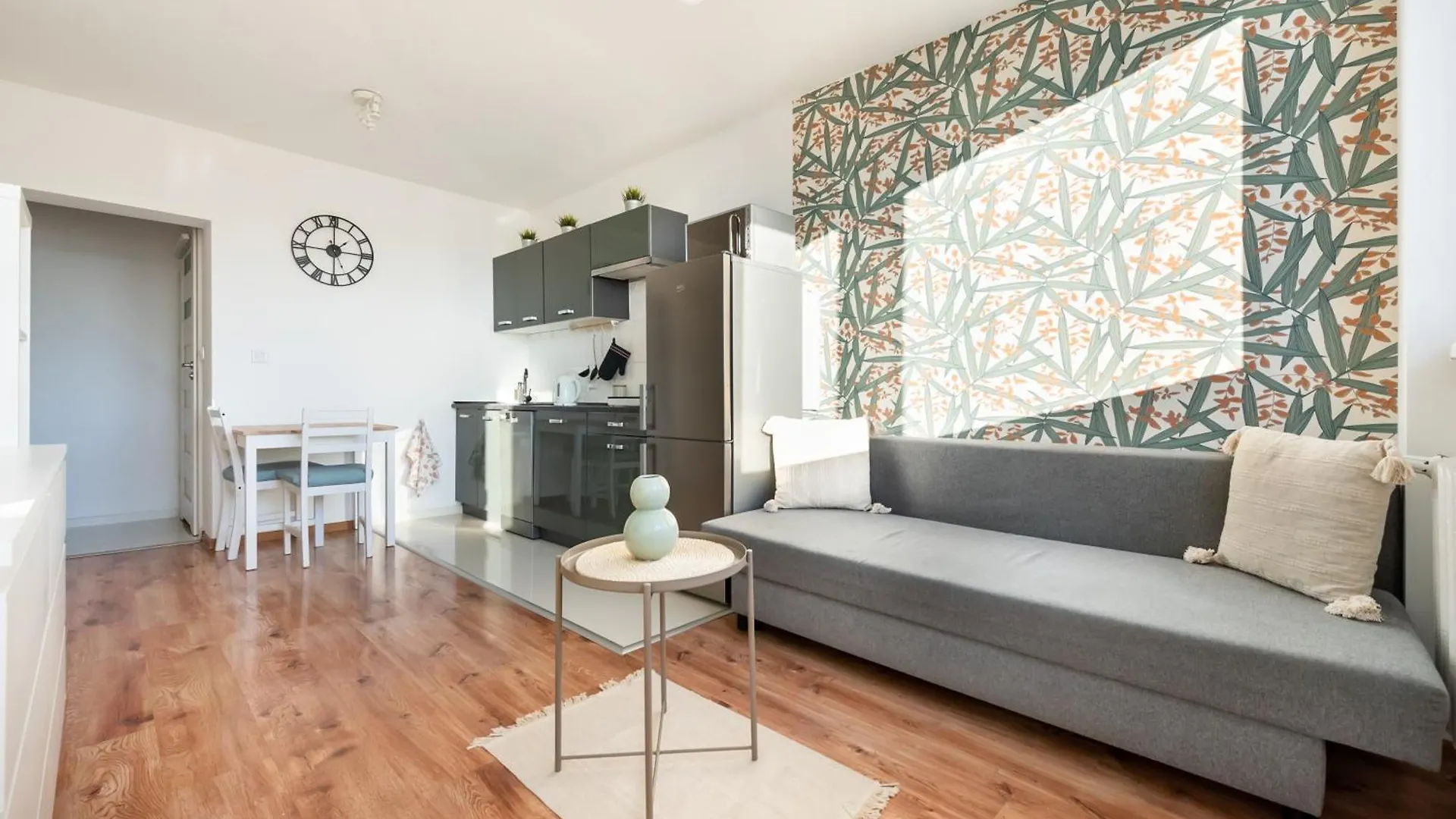 Metro Targowek Comfy Apartment Warsaw